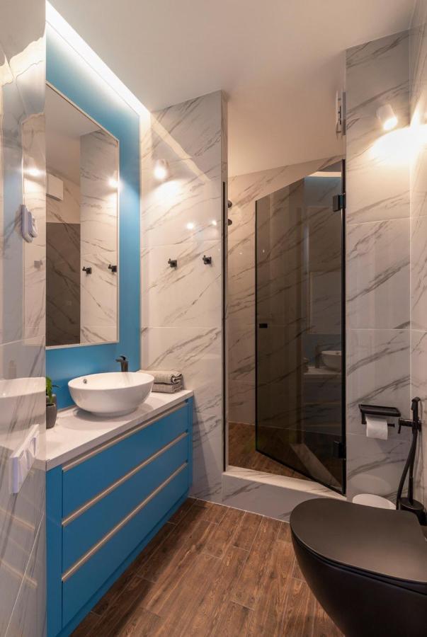 Stylish 1 Bedroom Studio Near Most City Dnipro Esterno foto