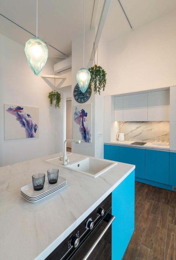 Stylish 1 Bedroom Studio Near Most City Dnipro Esterno foto