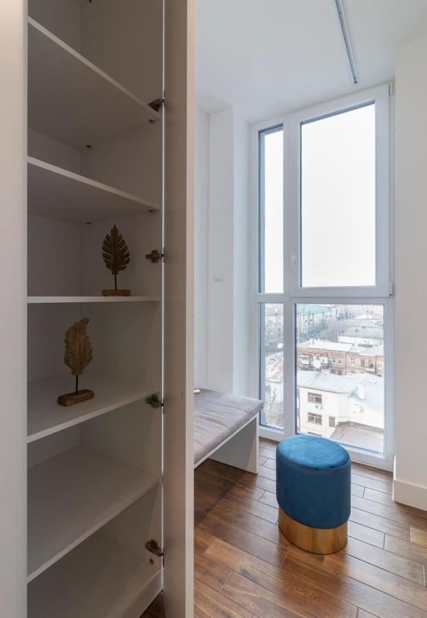 Stylish 1 Bedroom Studio Near Most City Dnipro Esterno foto