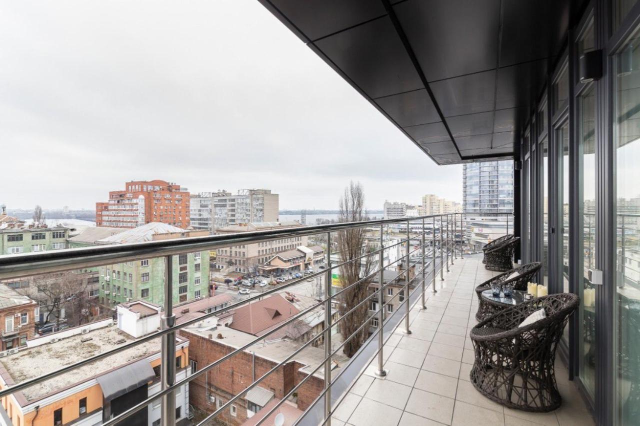 Stylish 1 Bedroom Studio Near Most City Dnipro Esterno foto