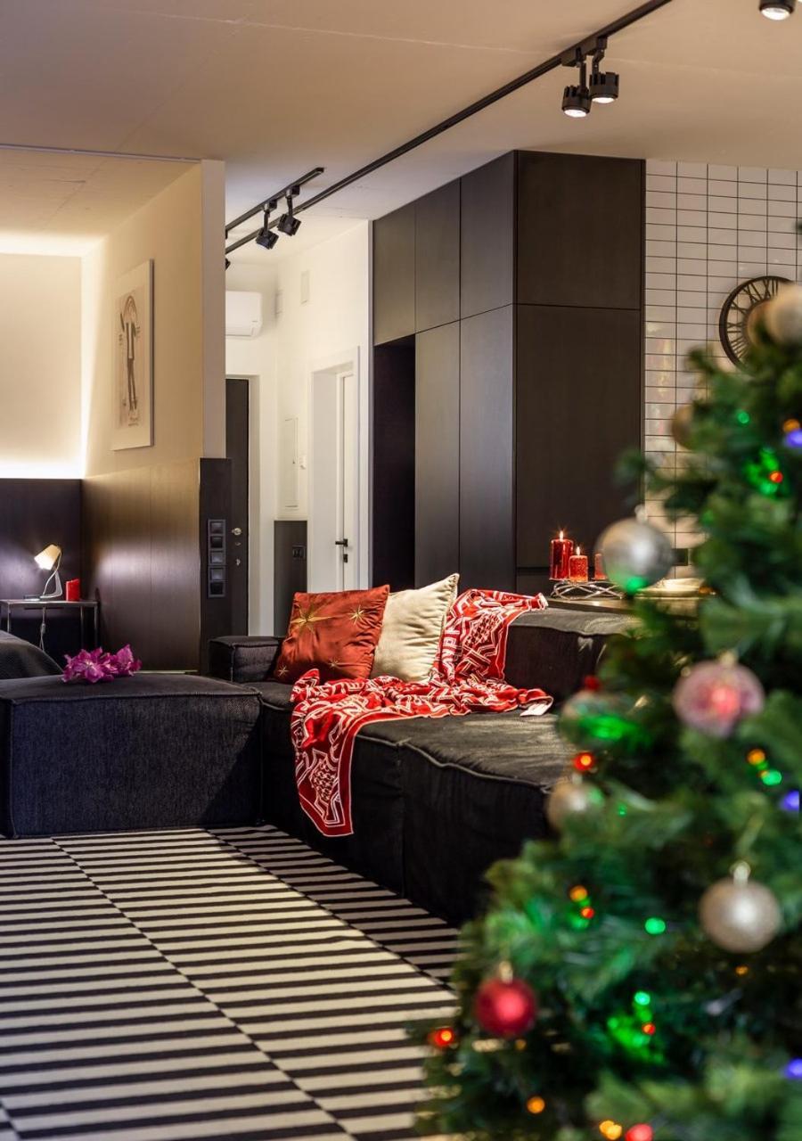 Stylish 1 Bedroom Studio Near Most City Dnipro Esterno foto